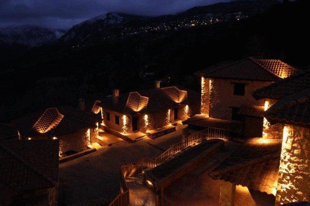 Kato Sinikia Trikalon Pliadon Gi Mountain Resort & Spa מראה חיצוני תמונה
